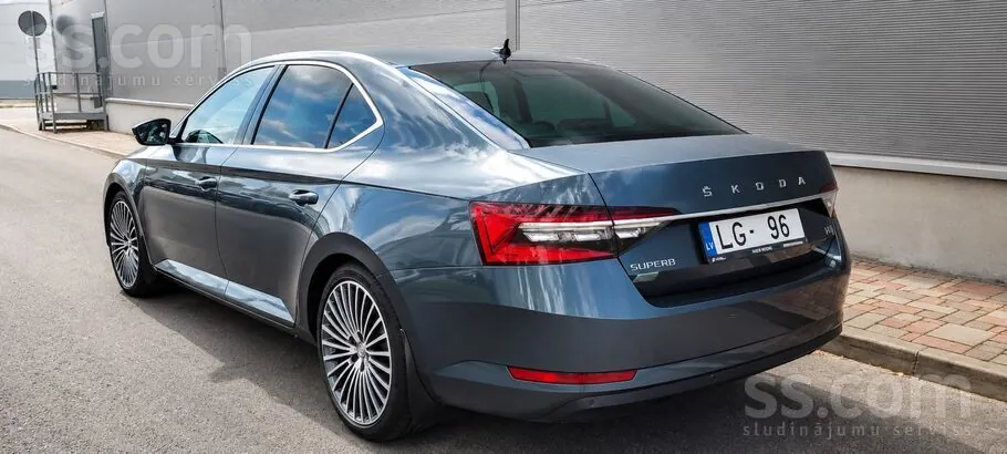 Skoda Superb 2020 photo 3