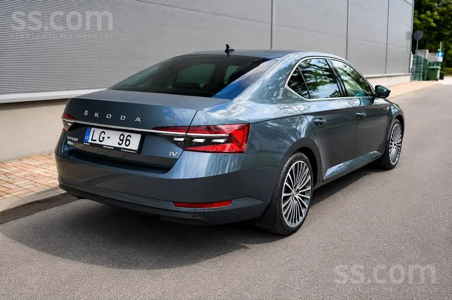 Skoda Superb 2020 photo 4