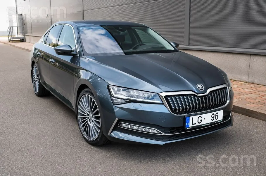 Skoda Superb 2020 photo 2