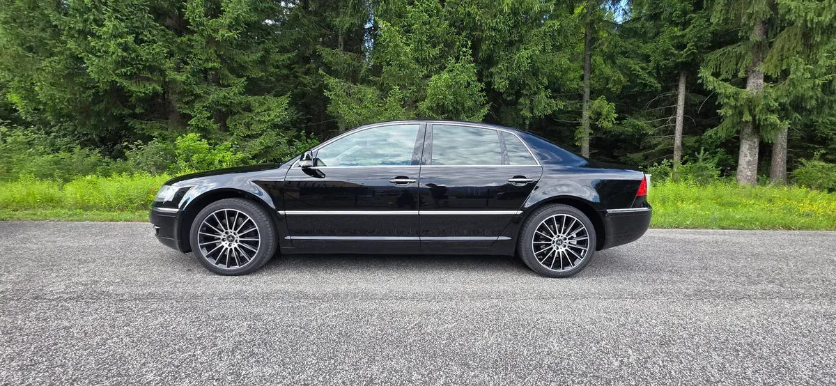 Volkswagen Phaeton 2007 photo 3