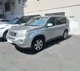 Nissan X-Trail 2009 photo 2