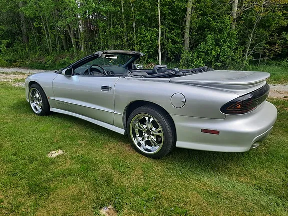 Pontiac Trans Am 1995 photo 3