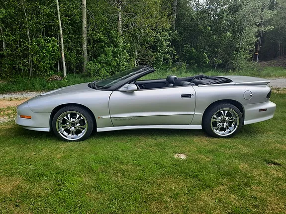 Pontiac Trans Am 1995 photo 2