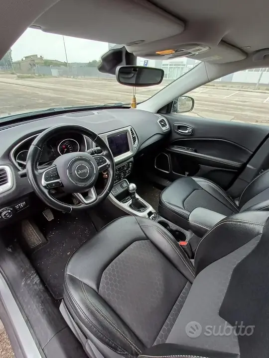Jeep Compass 2019 photo 2