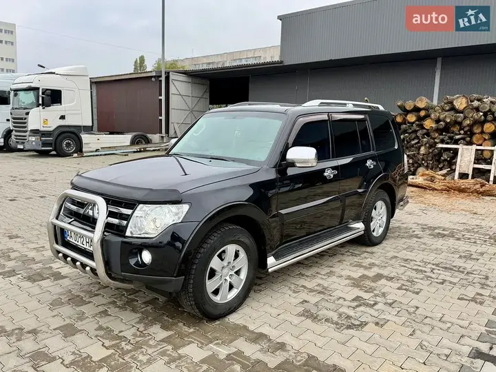 Mitsubishi Pajero 2008 photo 3