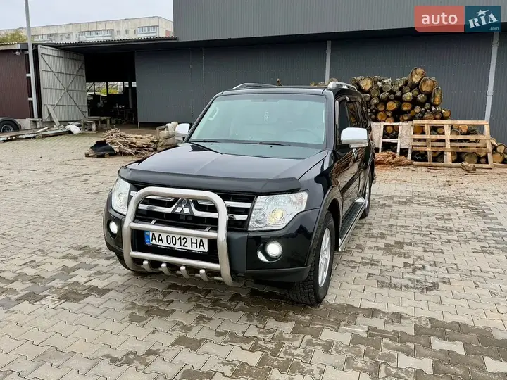 Mitsubishi Pajero 2008 photo 4