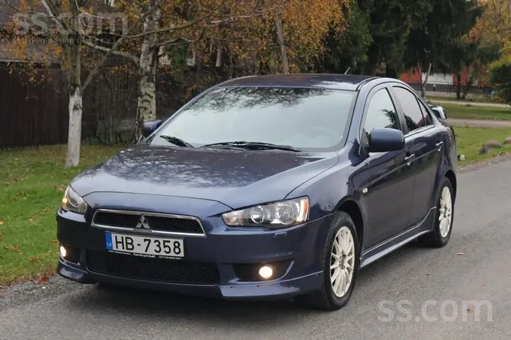Mitsubishi Lancer