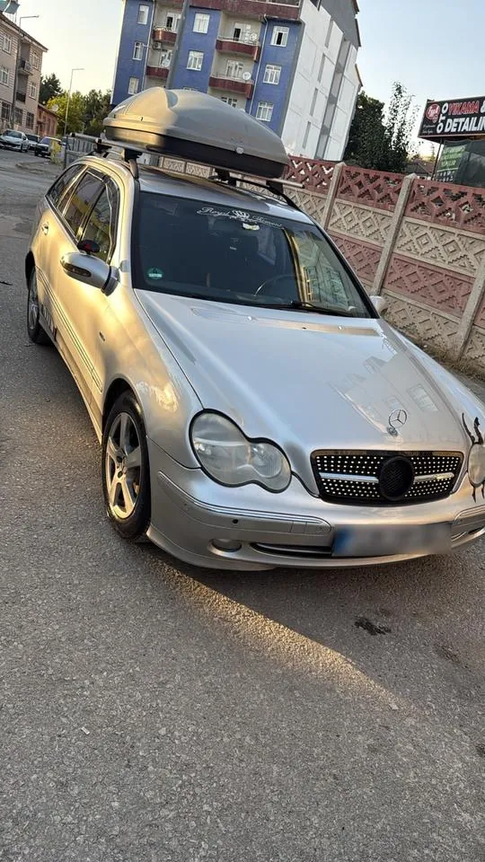 Mercedes-Benz C 200