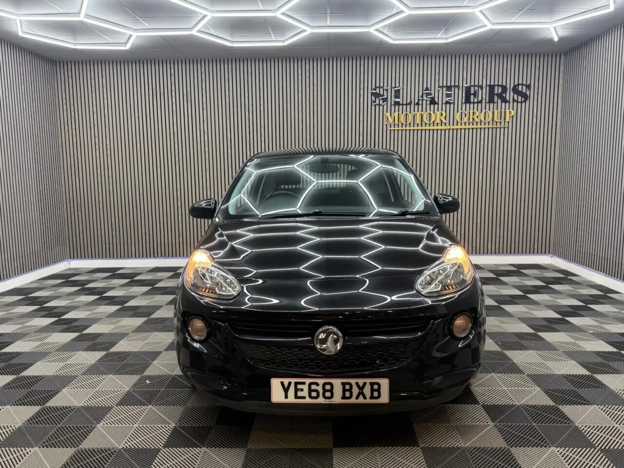 Vauxhall Adam 2018 photo 2