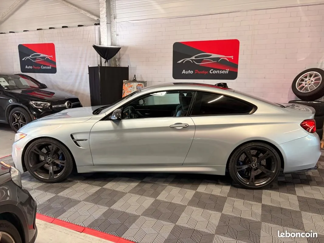 BMW M4 2016 photo 4