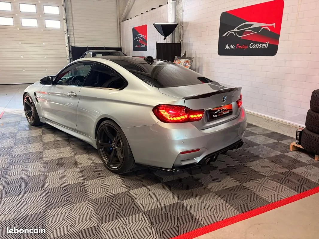 BMW M4 2016 photo 5