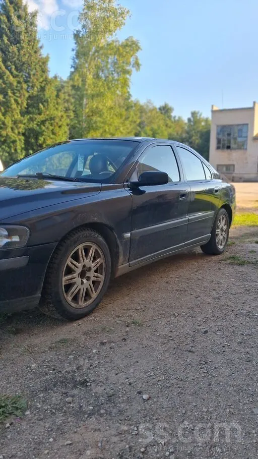 Volvo S60 2003 photo 2