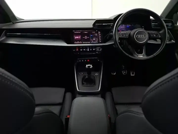 Audi A3 2023 photo 3