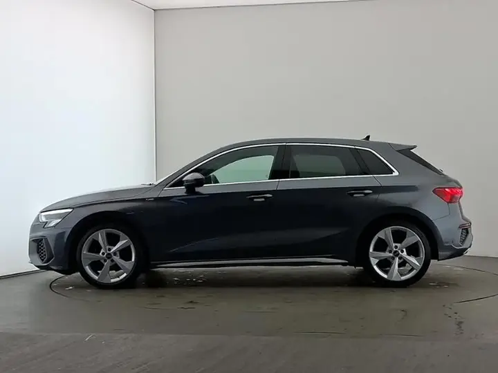 Audi A3 2023 photo 4