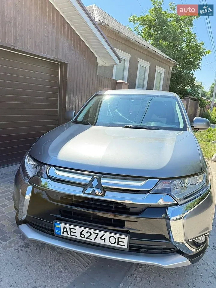 Mitsubishi Outlander 2015 photo 5