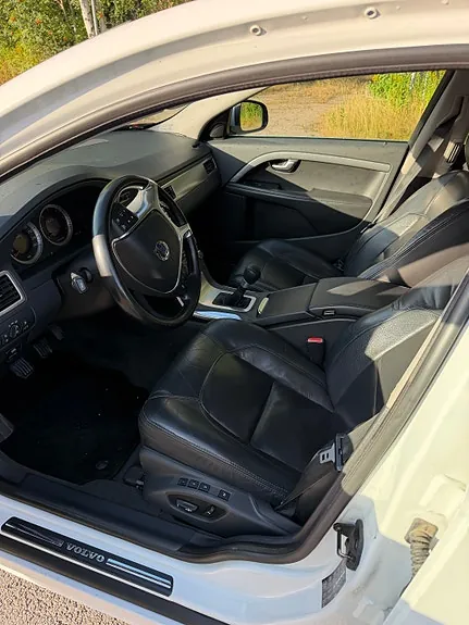 Volvo V70 2011 photo 5