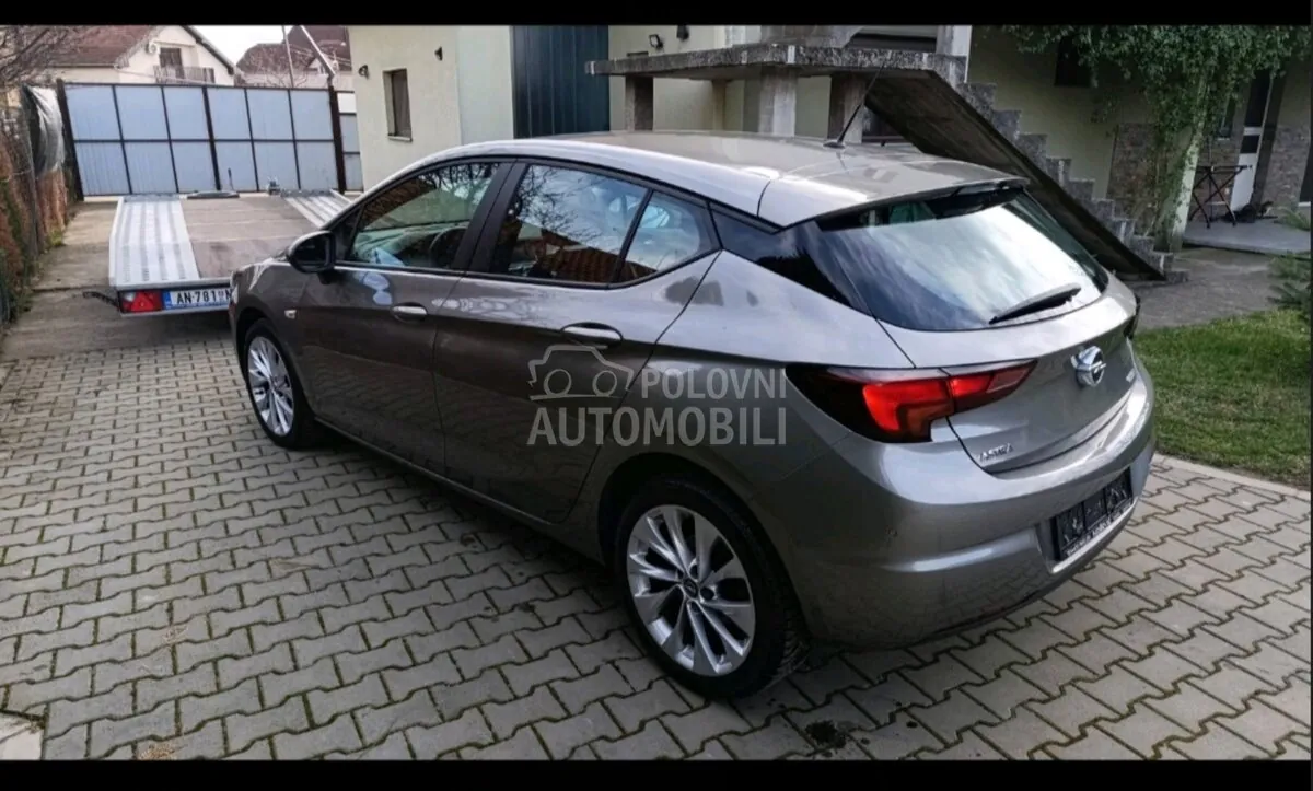 Opel Astra K 2015 photo 4