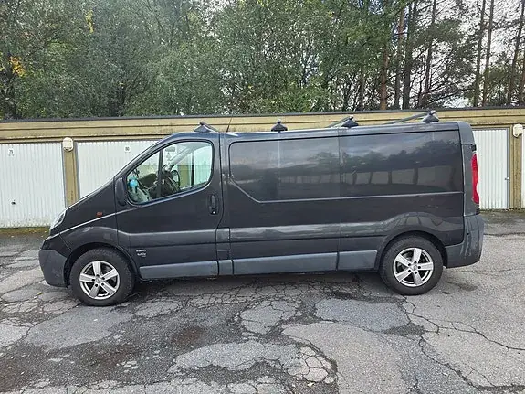 Opel Vivaro 2008 photo 3