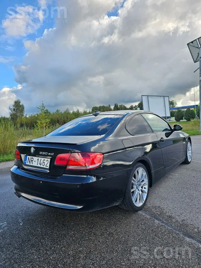 BMW 330