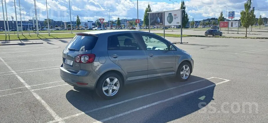 Volkswagen Golf Plus 2012 photo 5