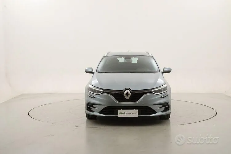 Renault Megane 2022 photo 2