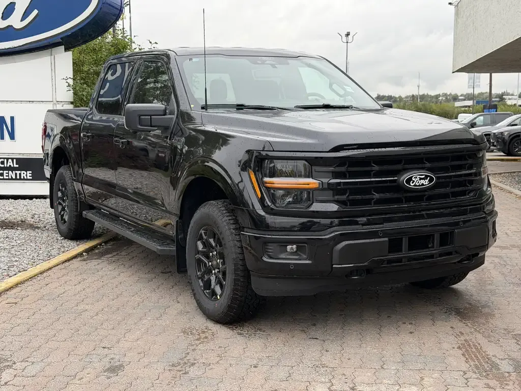Ford F-150 2026 photo 2