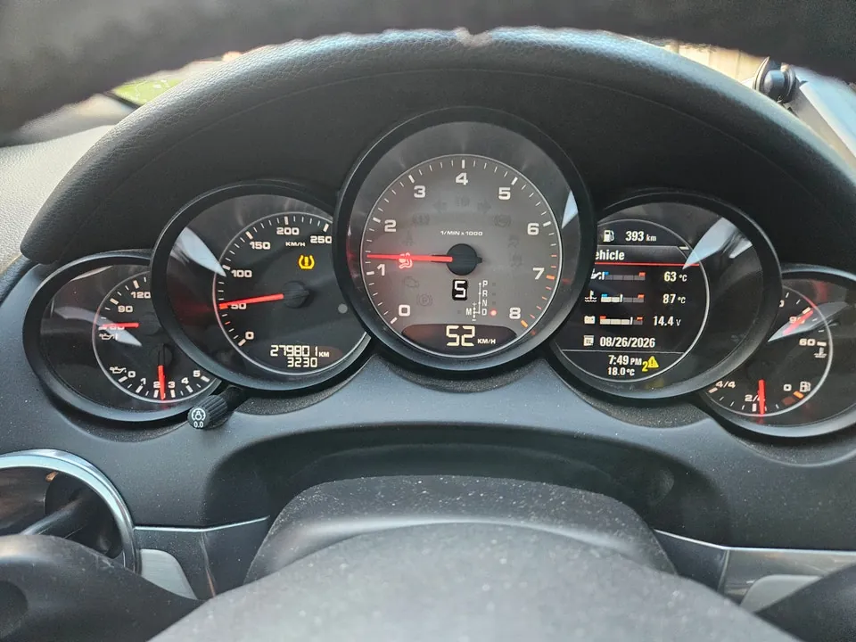 Porsche Cayenne 2011 photo 5