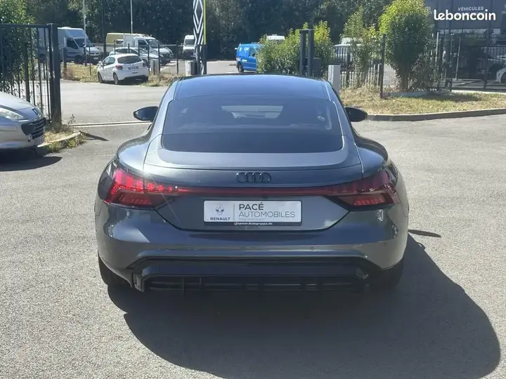 Audi E-Tron 2023 photo 4