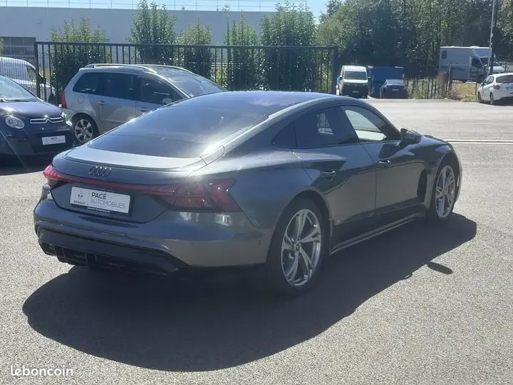 Audi E-Tron 2023 photo 5
