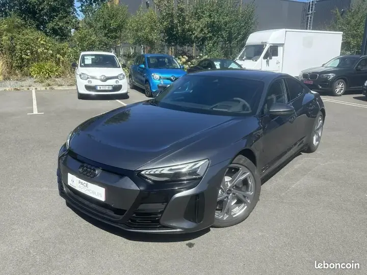 Audi E-Tron
