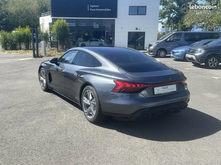Audi E-Tron 2023 photo 3