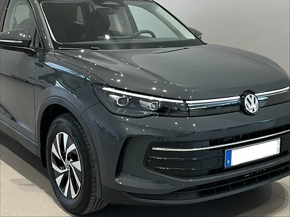 Volkswagen Tiguan 2026 photo 2