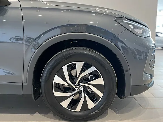 Volkswagen Tiguan 2026 photo 5