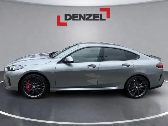 BMW 2 Series 2025 photo 2