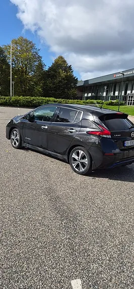 Nissan Leaf 2018 photo 4