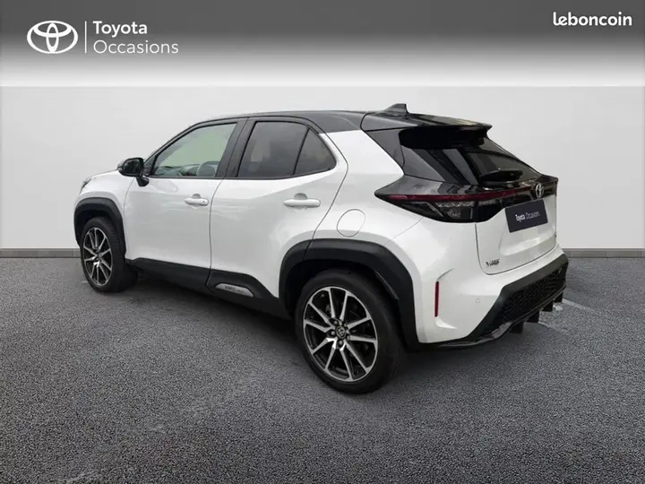 Toyota Yaris Cross 2022 photo 2