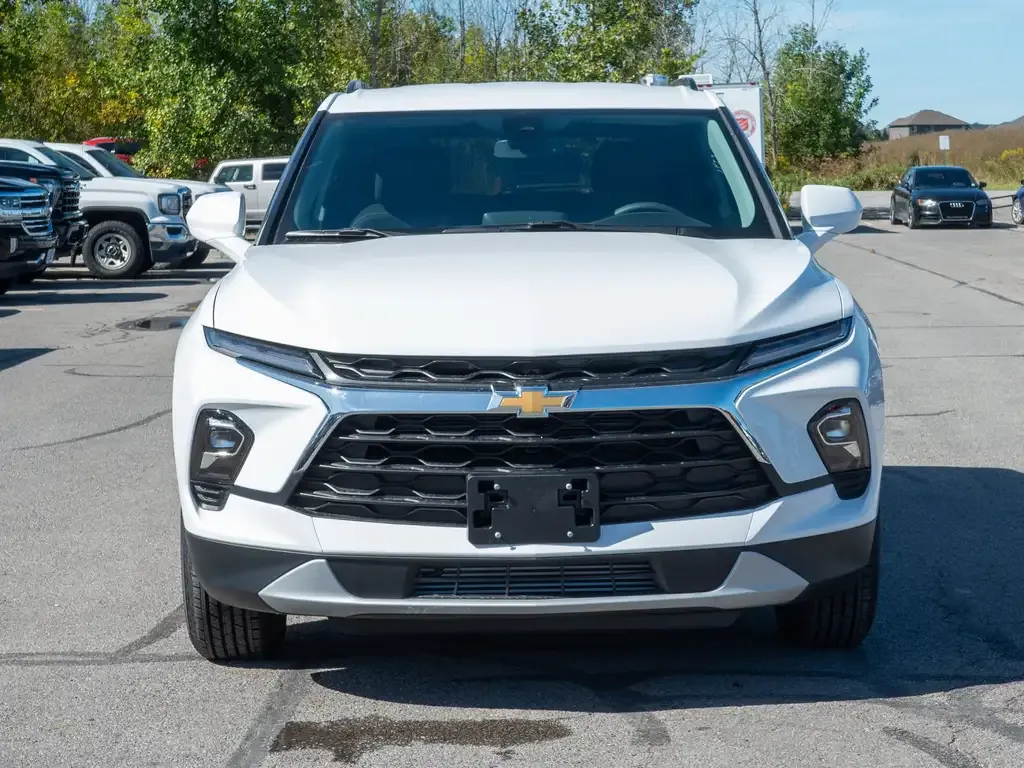 Chevrolet Blazer 2026 photo 3