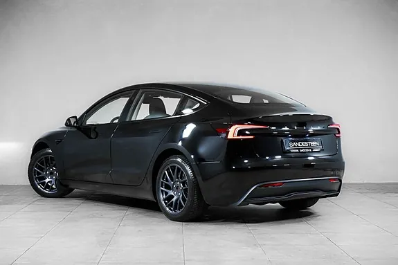 Tesla Model 3 2024 photo 5