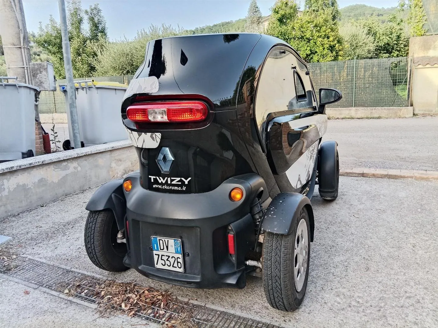 Renault Twizy 2012 photo 2