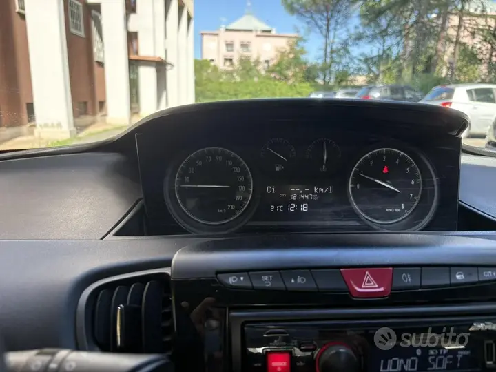 Lancia Ypsilon 2018 photo 4