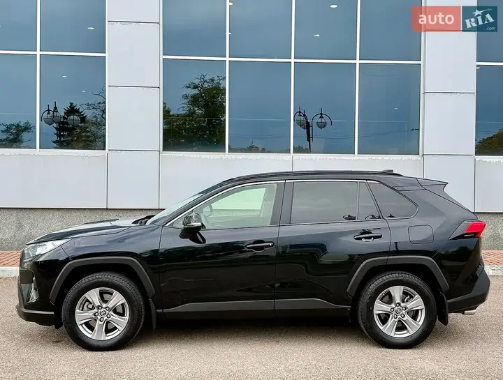 Toyota Rav4 2023 photo 4