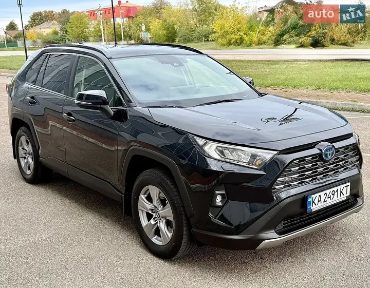 Toyota Rav4 2023 photo 2