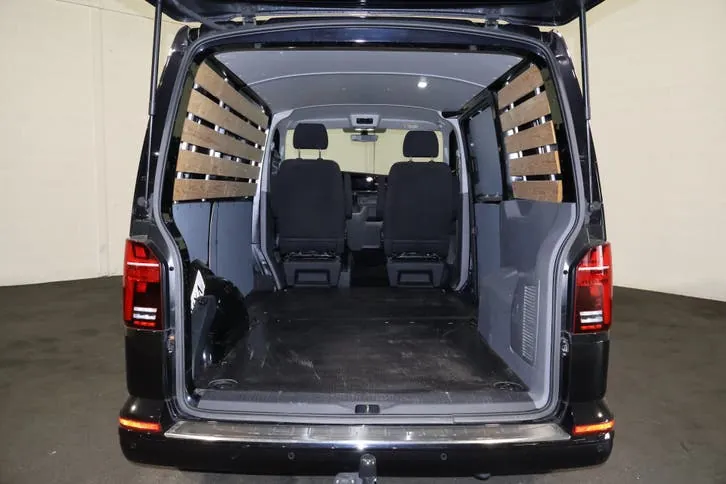 Volkswagen Transporter 2023 photo 3