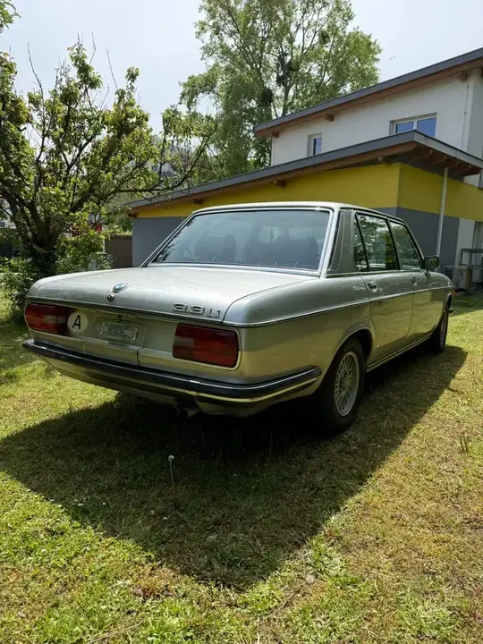 BMW 3.3 Li Modell E3 Langversion 1976 photo 2