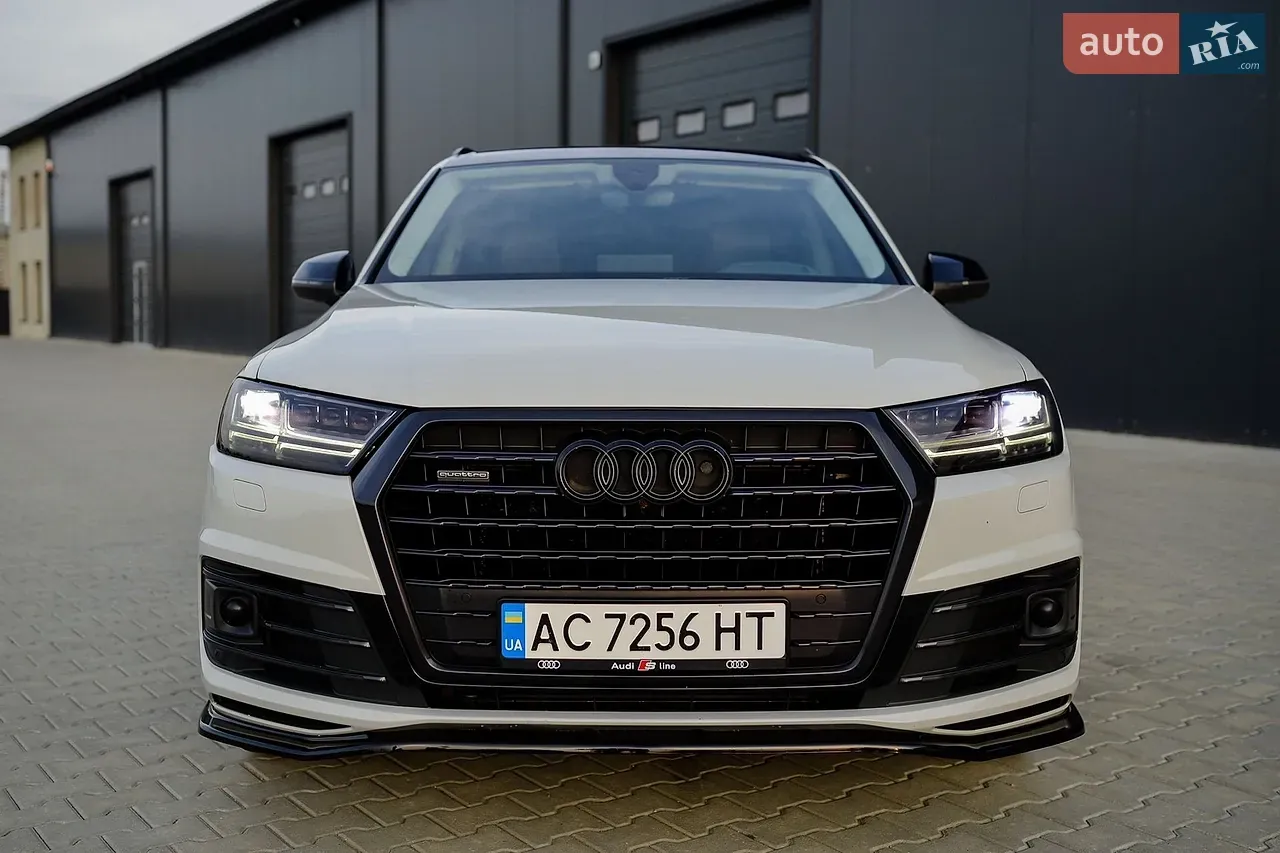 Audi Q7 2016 photo 4