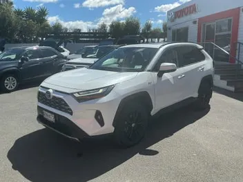 Toyota Rav4 2025 photo 4