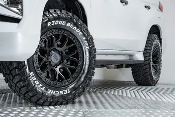 Mitsubishi Pajero Sport 2025 photo 3