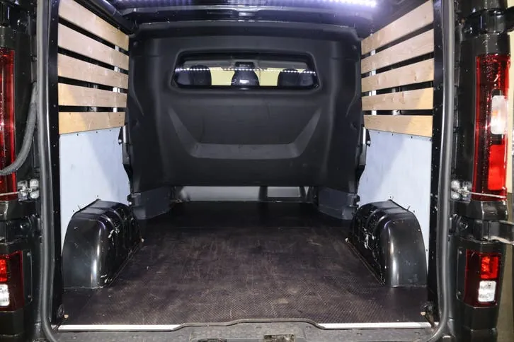 Renault Trafic 2024 photo 3