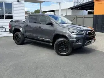 Toyota Hilux 2025 photo 5