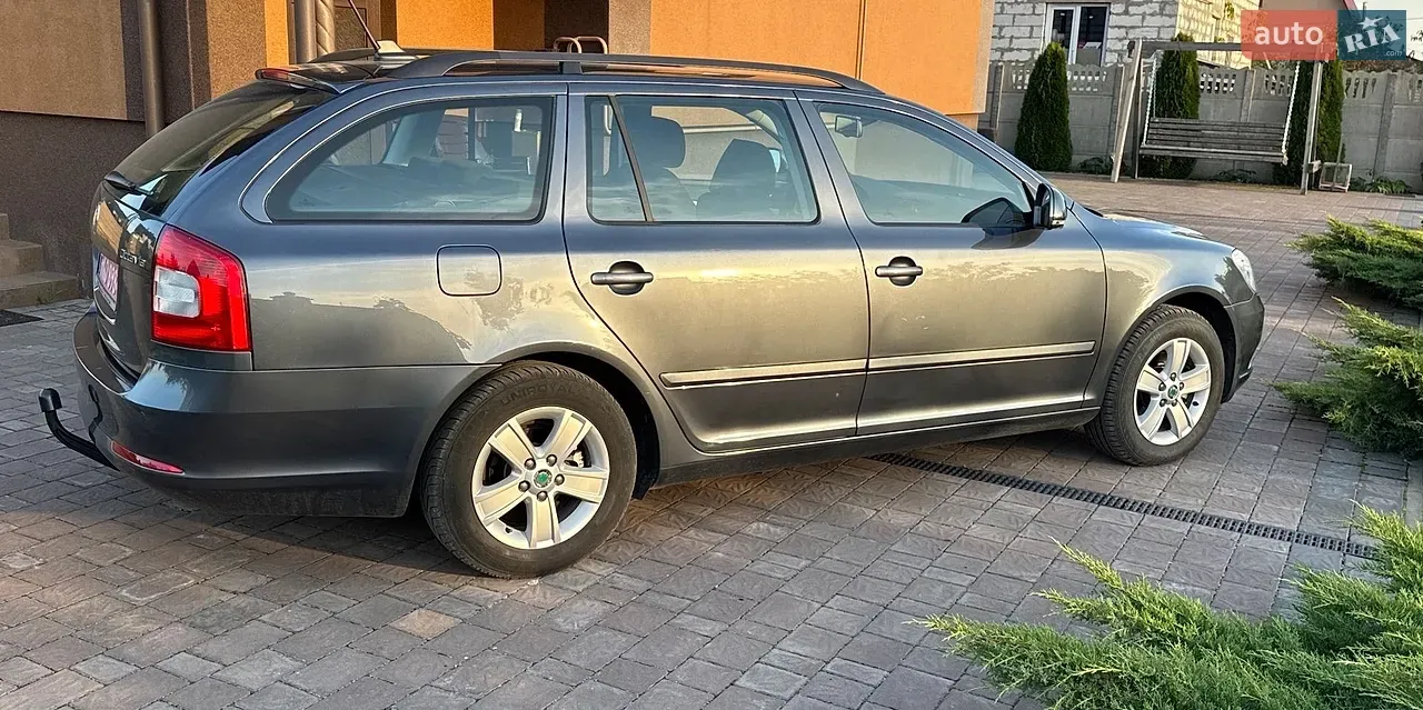 Skoda Octavia 2012 photo 5